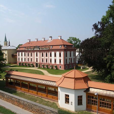 Zamecke Ubytovani U Dobre Hrabenky Kunín Exterior foto